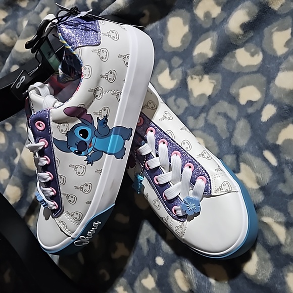 Disney Shoes - Disney Stitch womans size 8 white & Blue Sneakers with charms! NWT